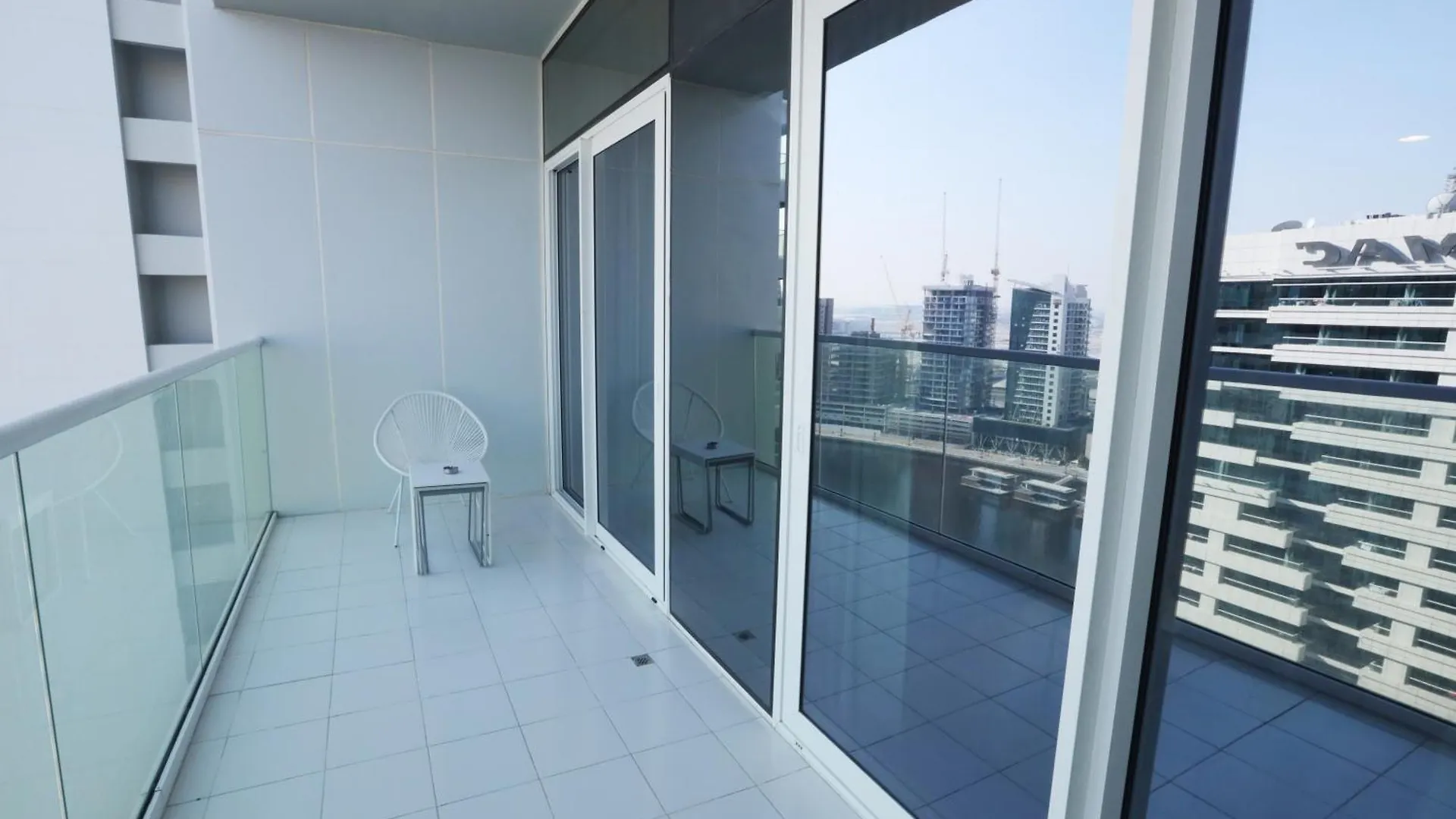 Brown Stone - City & Canal View Reva Dubai 0*,