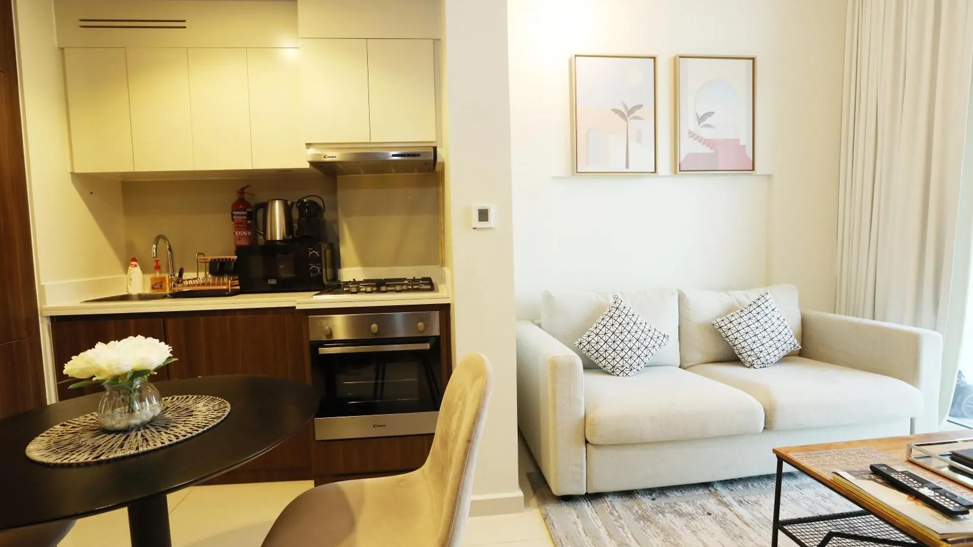 Brown Stone - City & Canal View Reva Dubai Appartement
